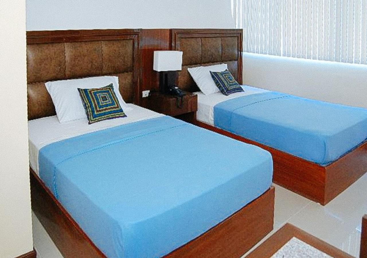 Sky Garden Hotel By Reddoorz Roxas City Rum bild
